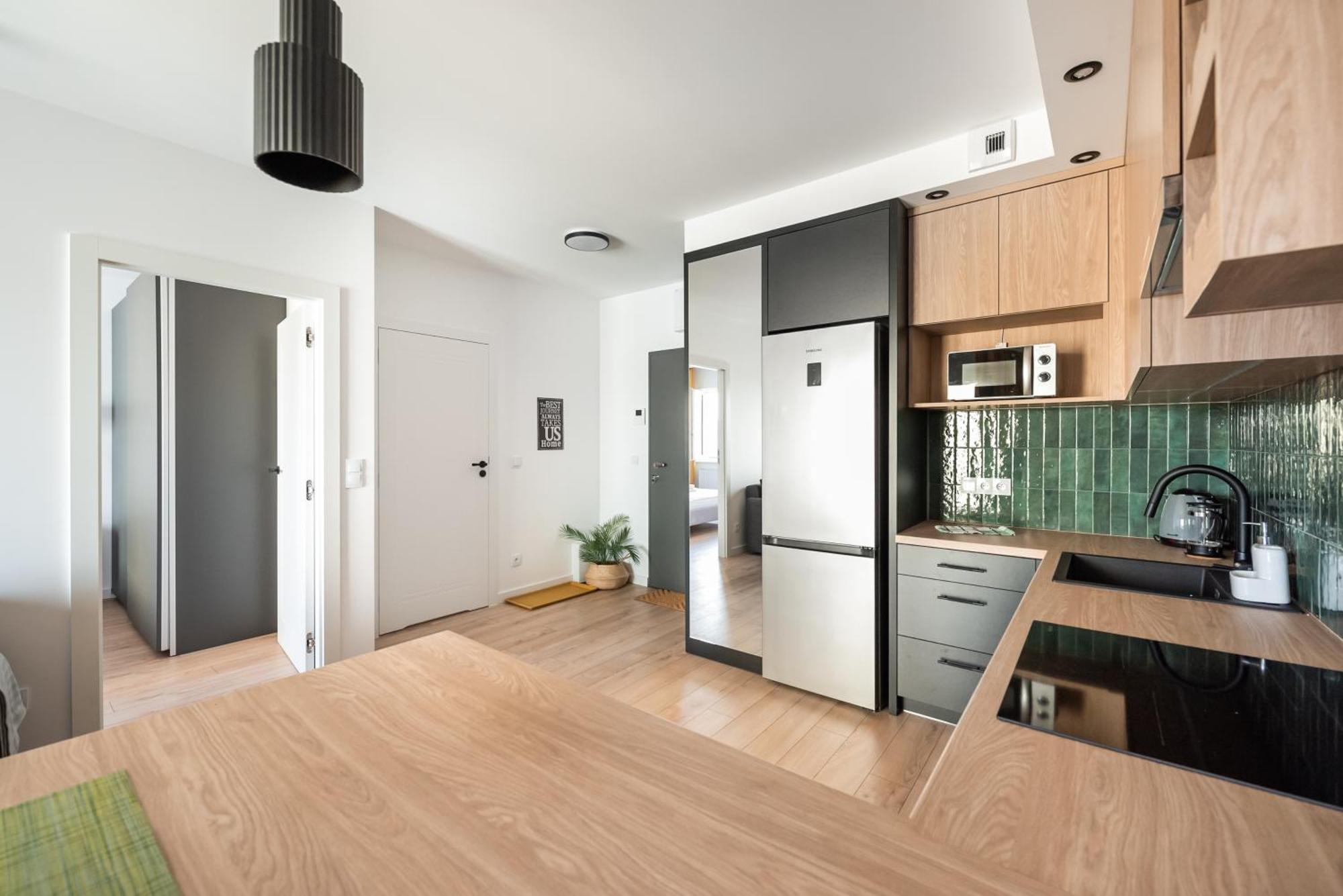 ורשה Wilenska Express Homely Apartment מראה חיצוני תמונה